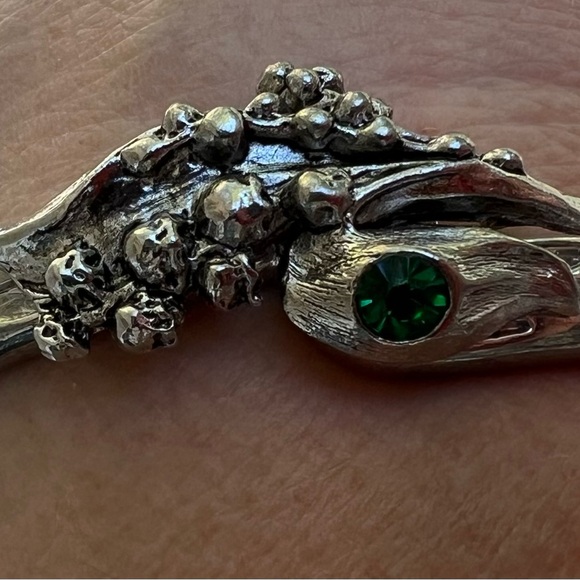 Lenox Flower of the month of May bracelet faux emerald birthstone * Vintage* - Picture 4 of 6